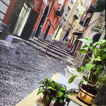 Casa Mari' Centro Storico Vicino Hotel Caracciolo 那不勒斯 外观 照片
